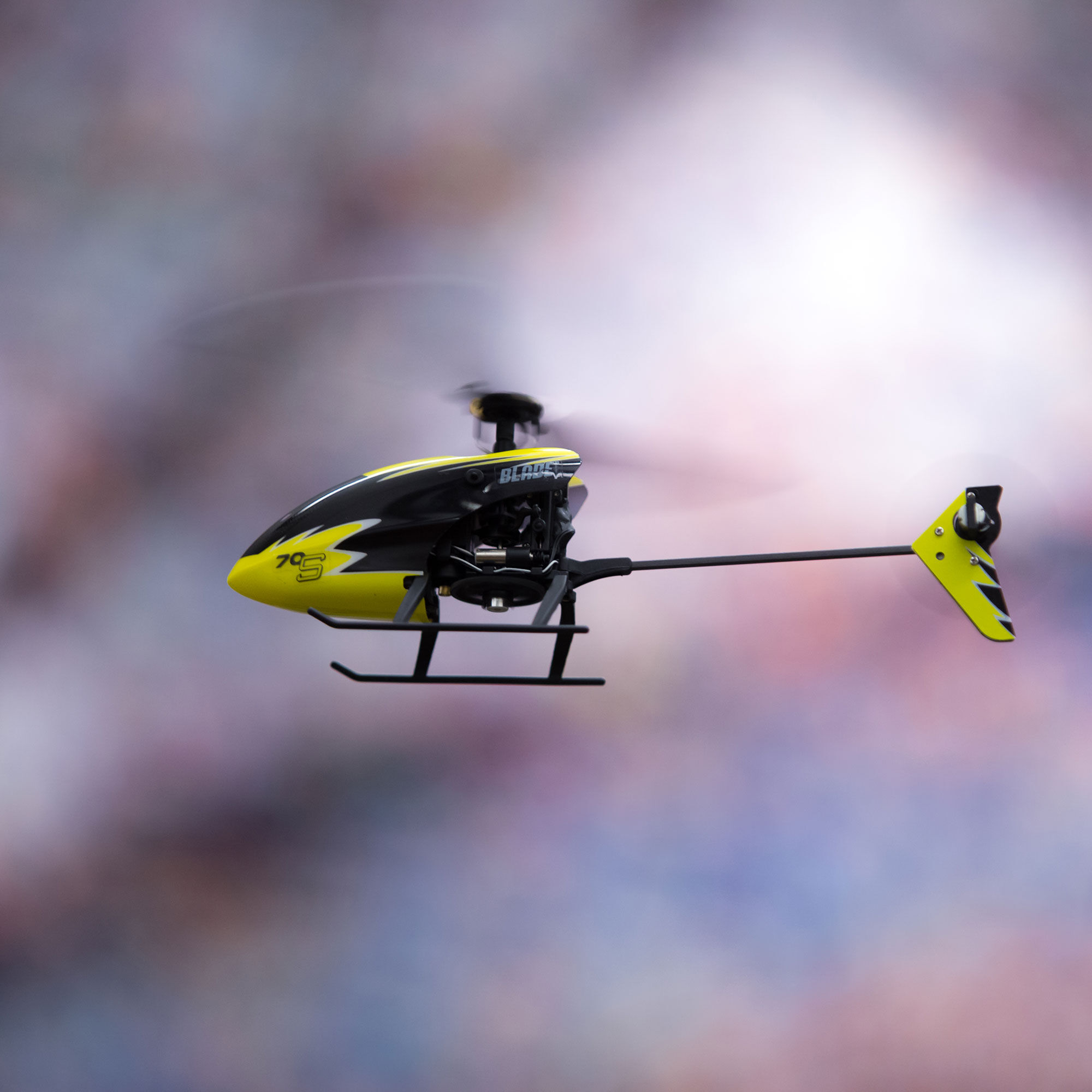 Blade 70s rc deals helicopter